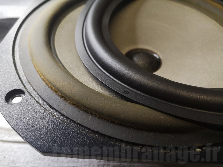 Remplacer une suspension sur un haut-parleur Focal